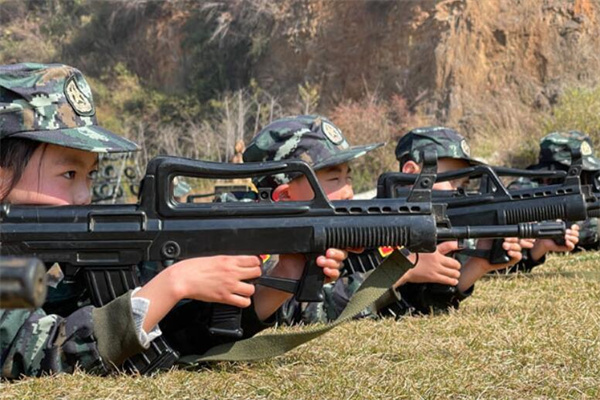 昆明小学生暑期夏令营哪个好？别忘记这几家