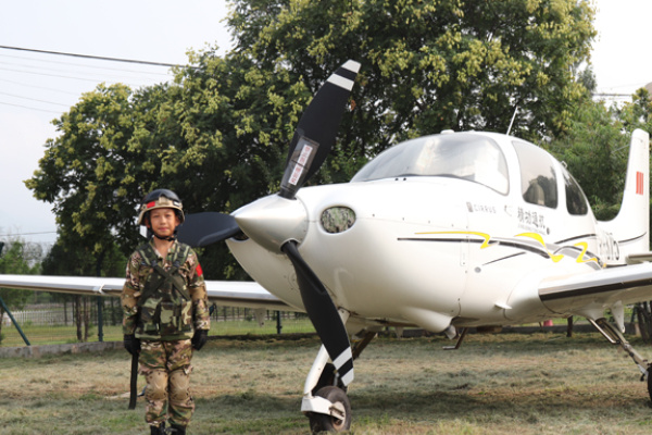 郑州军事训练夏令营哪家好点？这4家好评不断