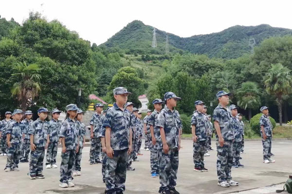 成都暑假夏令营哪个好?对比这几家