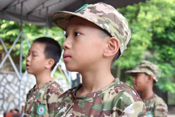 深圳军事训练夏令营哪个机构好一点