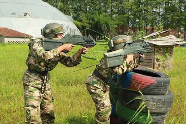 西安小学生暑假军事夏令营