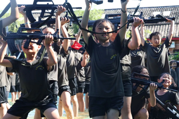 长沙军事夏令营21天多少钱