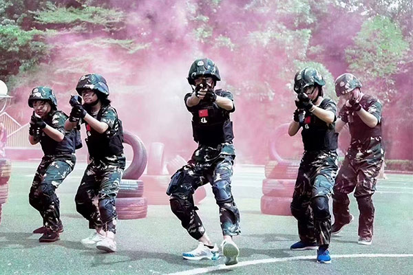 长沙青少年军事夏令营哪家好？看完就知道