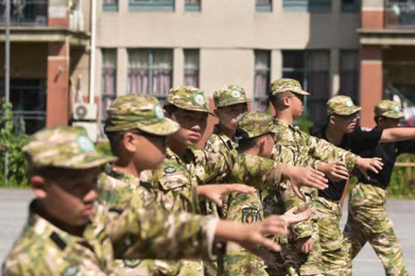 杭州军训夏令营哪家专业