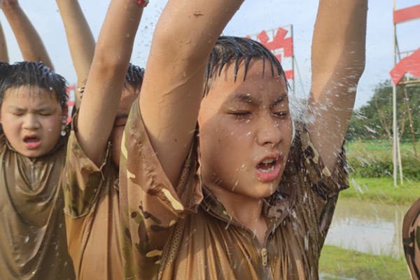 青岛暑假军事化训练夏令营有哪些？千万记得看这4家