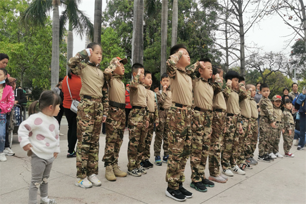 重庆初中生夏令营哪个机构好？三大火爆活动不容错过