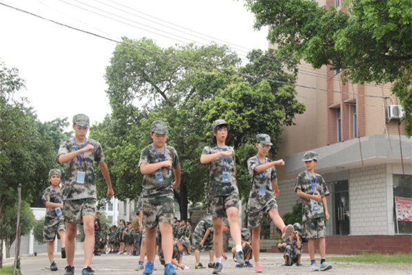 广州青少年夏令营课程有哪些？报名人数多的活动