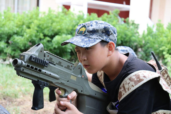 【石家庄讲武堂7天体验营】队列训练+国防教育+停止间转法