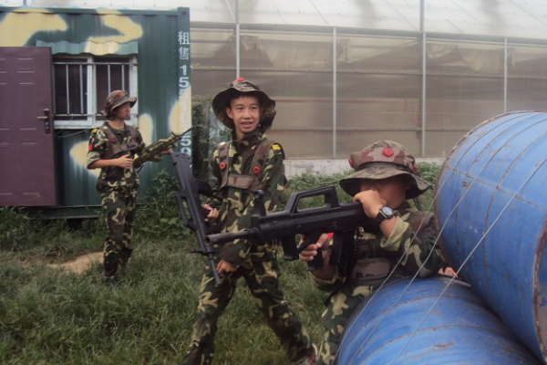 中国少年预备役训练营的师资优势