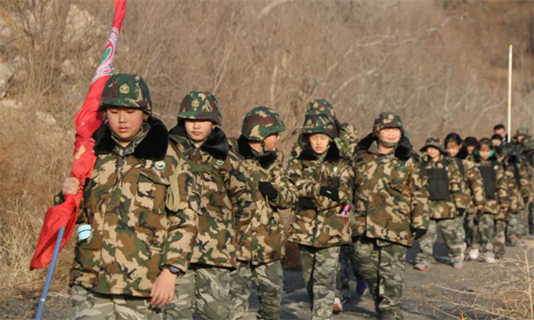 2026【天津6天军事】“特战精英”成长军事挑战冬令营：内务整理训练+ 军事行为习惯训练+古印第安那的勇士