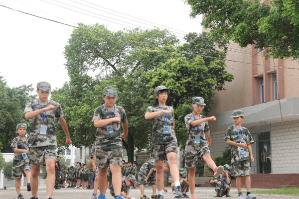 2025年广州哪家军事夏令营机构比较好？这7家口碑好