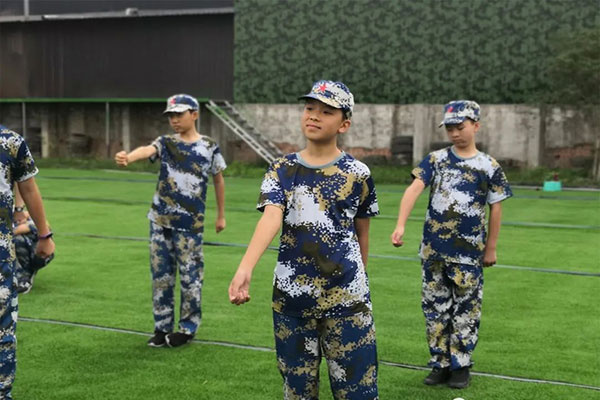 贵阳军事夏令营
