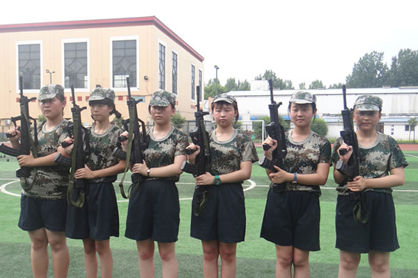 2024郑州15天军事夏令营:持枪战术+军事技能+打靶射击夏令营