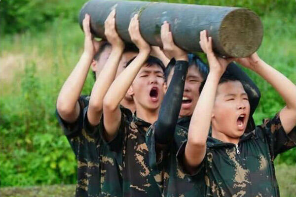 【山西太原/大同“雪狼先锋特种兵”军事夏令营】手榴弹投掷+励志教育+真人CS实战（7天）