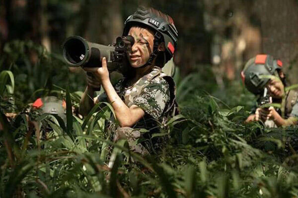 【山东青岛/济南“独立成长”夏令营】重武器装备体验+红蓝军对抗+军事考核（7天）