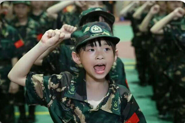 【山东菏泽“卓越领袖”军事夏令营】野外作战识别+钻木取火+战壕无烟灶（35天）