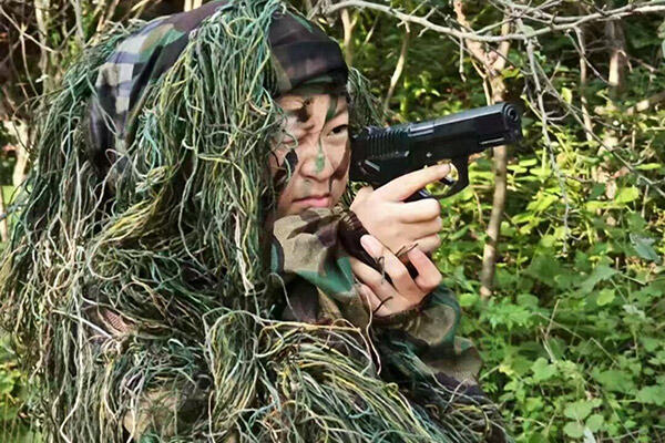 【陕西榆林“雪猎豹突击特种兵”军事夏令营】圆木挑战+模拟射击+野外欢事（14天）