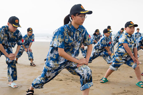 青岛深蓝利剑军事夏令营