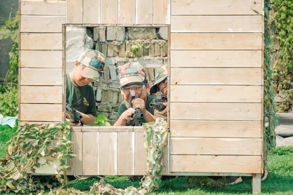 【石家庄35天军事夏令营】拳术训练+战场救护+夜行军