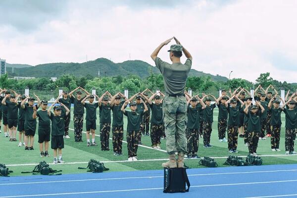 【苏州21天军事夏令营】练军拳+团队拓展+定向越野