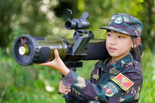 昆明征服者军事夏令营的课程内容有哪些？