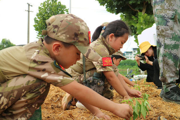 广西黄埔少年军事训练营