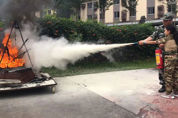 南宁军事夏令营报哪家？看看这几家口碑好的