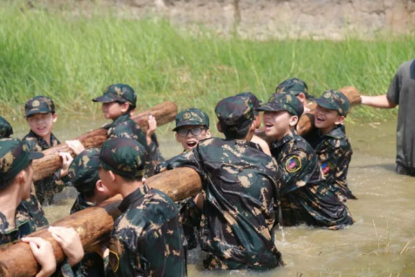 南昌青少年军事夏令营哪家好？三大机构一览