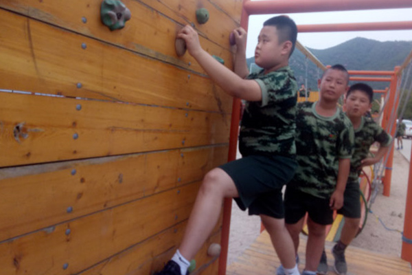 【口碑营】石家庄学生军训夏令营哪家好些