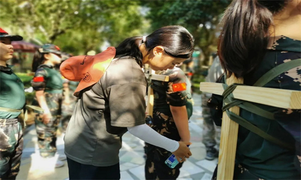 上海西点军事夏令营的活动目标、活动特色、活动收获