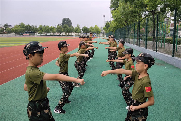 昆明军事夏令营哪个机构好？这三家性价比高!