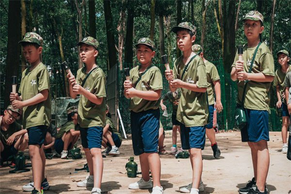 天津小孩军事夏令营在哪?快来看看!