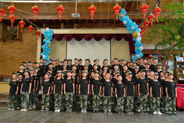 武汉儿童暑假军训夏令营多少钱？21天活动介绍