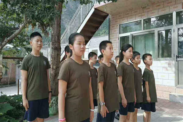 武汉军事夏令营哪家专业？这几家还不错！