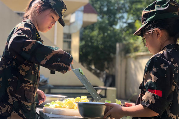 重庆初中生夏令营多少钱？7-60活动报价