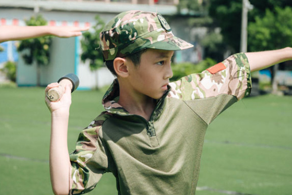 深圳军事夏令营多少钱一期