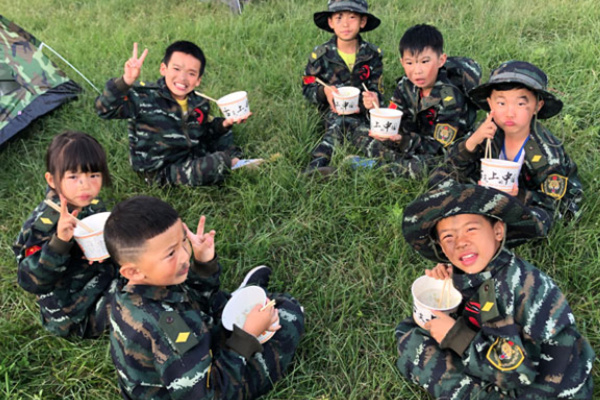 昆明军训夏令营一般多少钱？对比3家机构费用