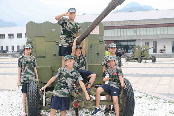 贵州贵阳儿童军训夏令营收费标准？价格表一览