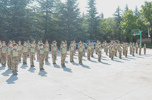 石家庄军事拓展夏令营收费标准