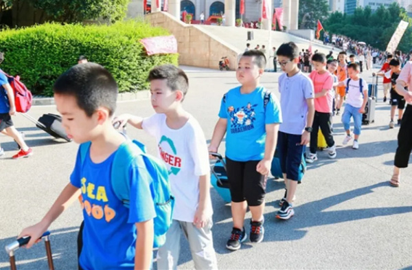 石家庄军事拓展夏令营收费标准？14-42天活动费用参考