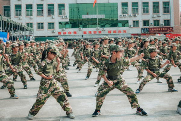 厦门小学生军事夏令营多少钱?7-28天费用一览