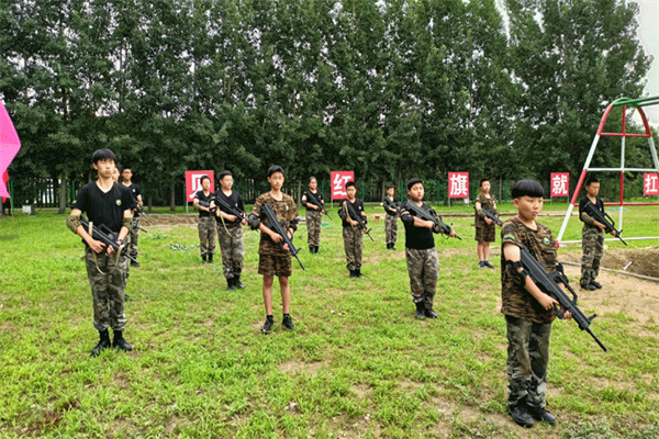 郑州青少年夏令营收费标准是多少？价格表一览